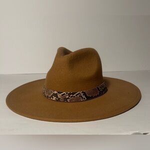 Camel colored 100% wool hat with snakeskin print hat band